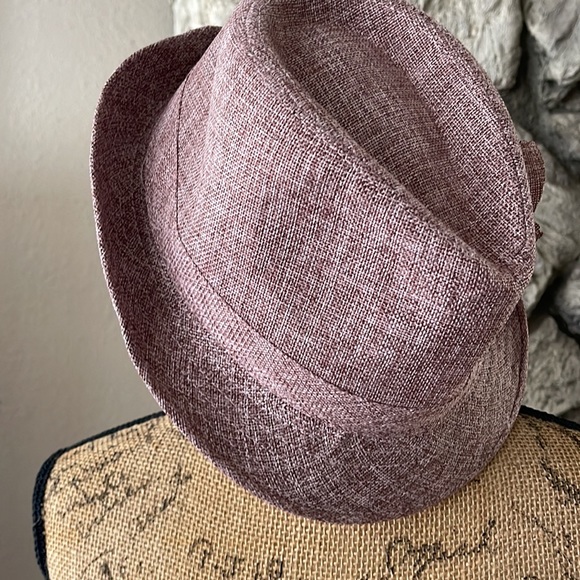 Hat - Picture 4 of 5